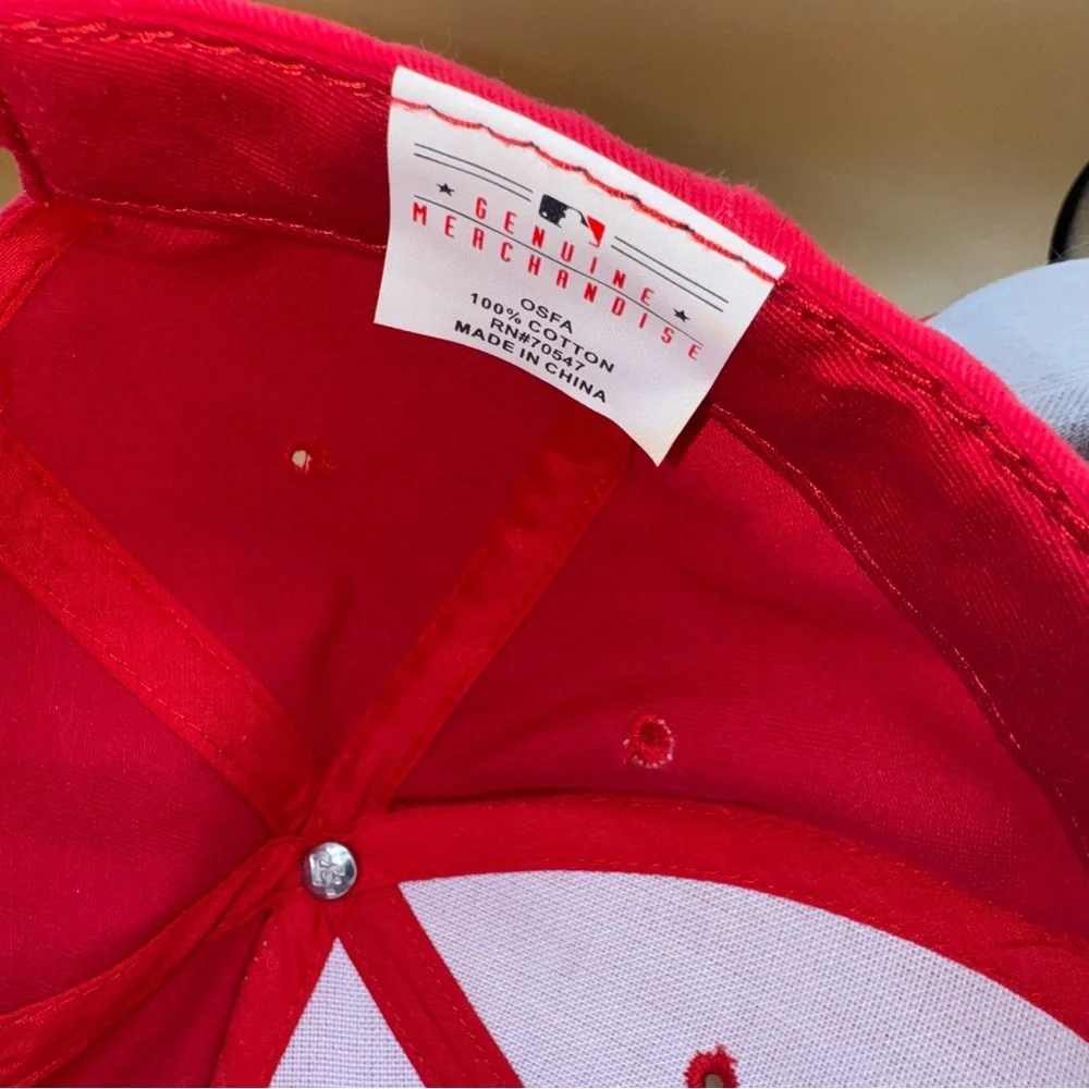 Two St. Louis Cardinals Red/White, Taupe/Red Baseball Caps, MLB,‎ EUC
